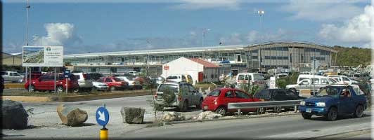 Airport terminal in Jan 2006